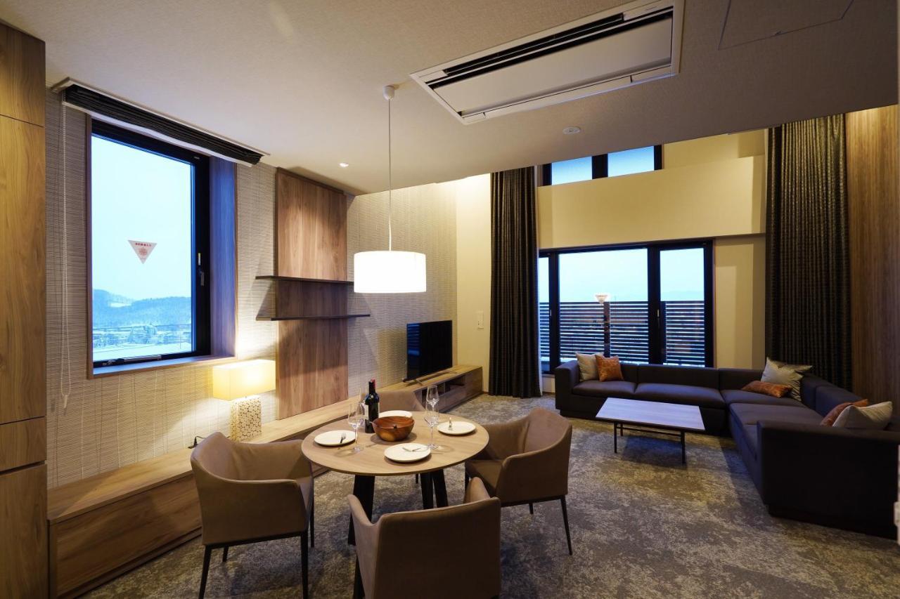 Nakafurano Winery Hotel And Condominium Hitohana מראה חיצוני תמונה