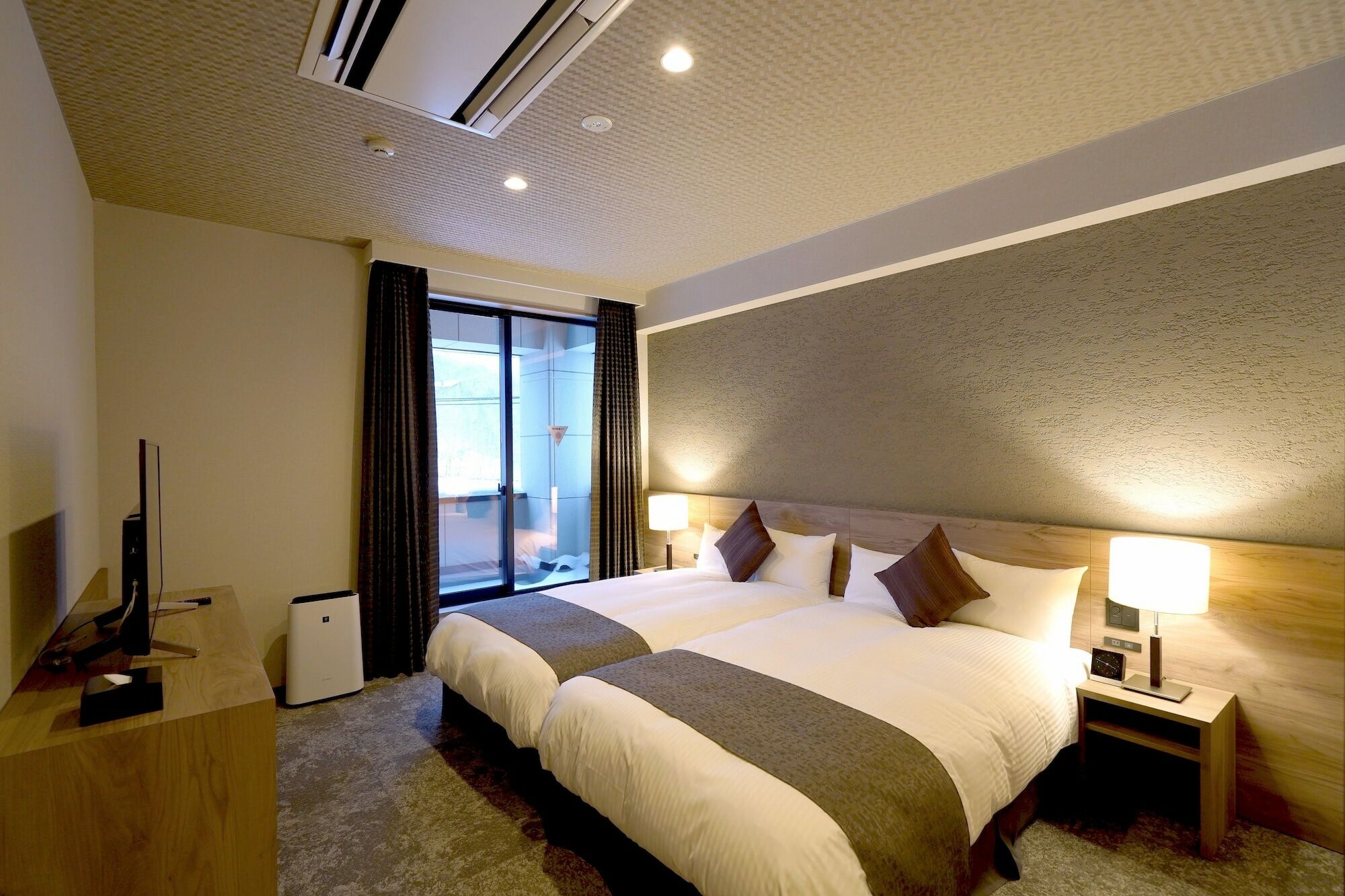 Nakafurano Winery Hotel And Condominium Hitohana מראה חיצוני תמונה